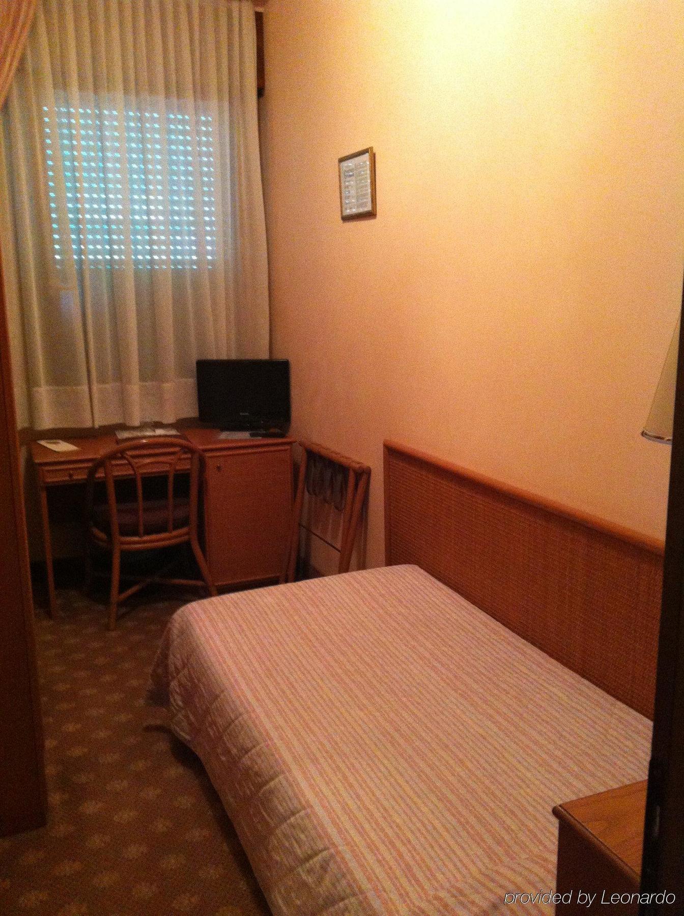 Hotel Villa Tiziana Lido de Venise Extérieur photo